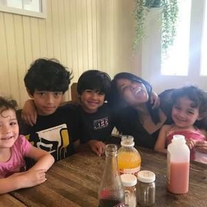 Meet your Posher, Takae